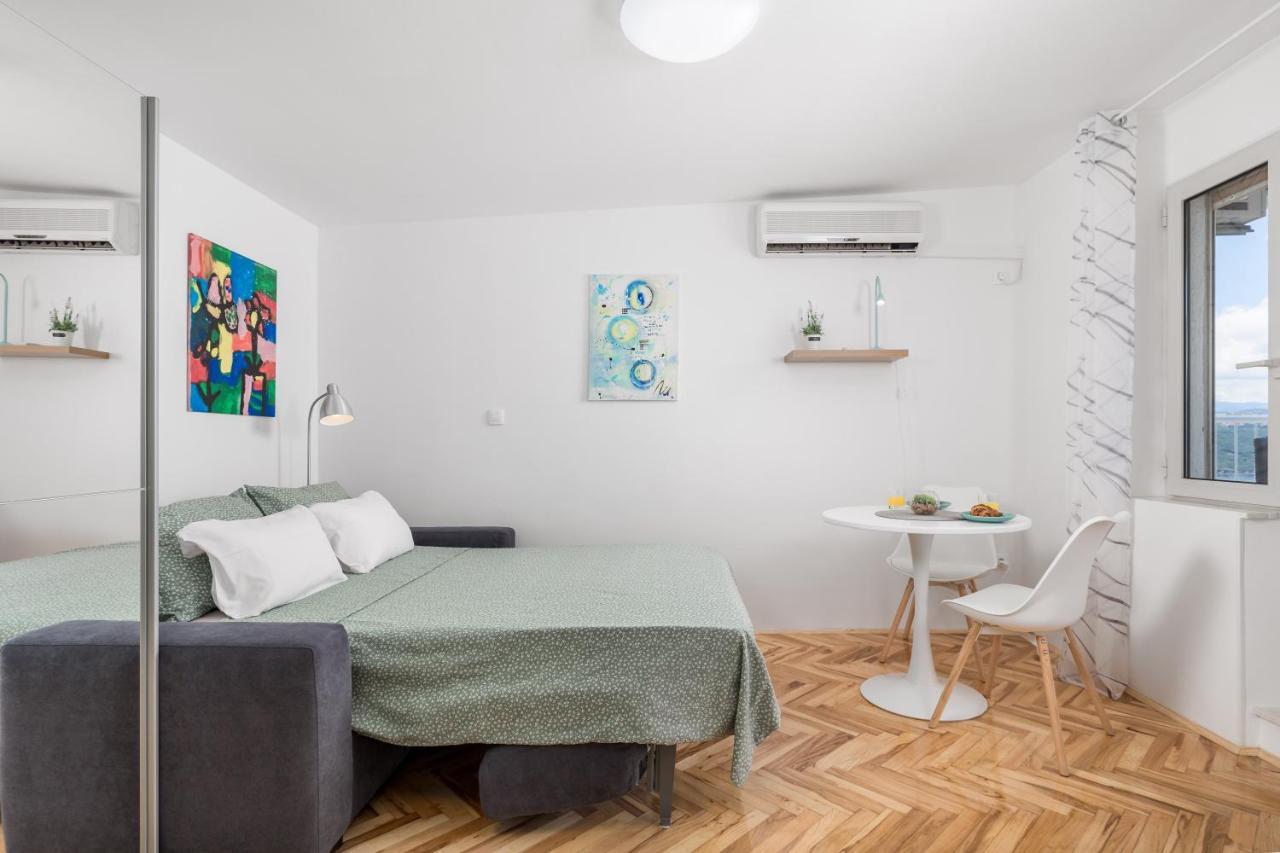 Studio Apartman Rozi Opatija Eksteriør billede