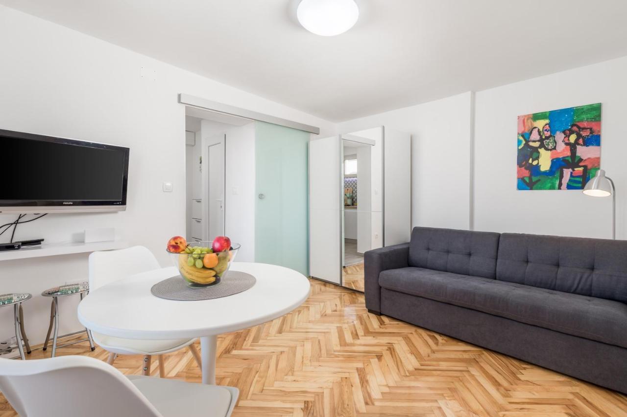 Studio Apartman Rozi Opatija Eksteriør billede